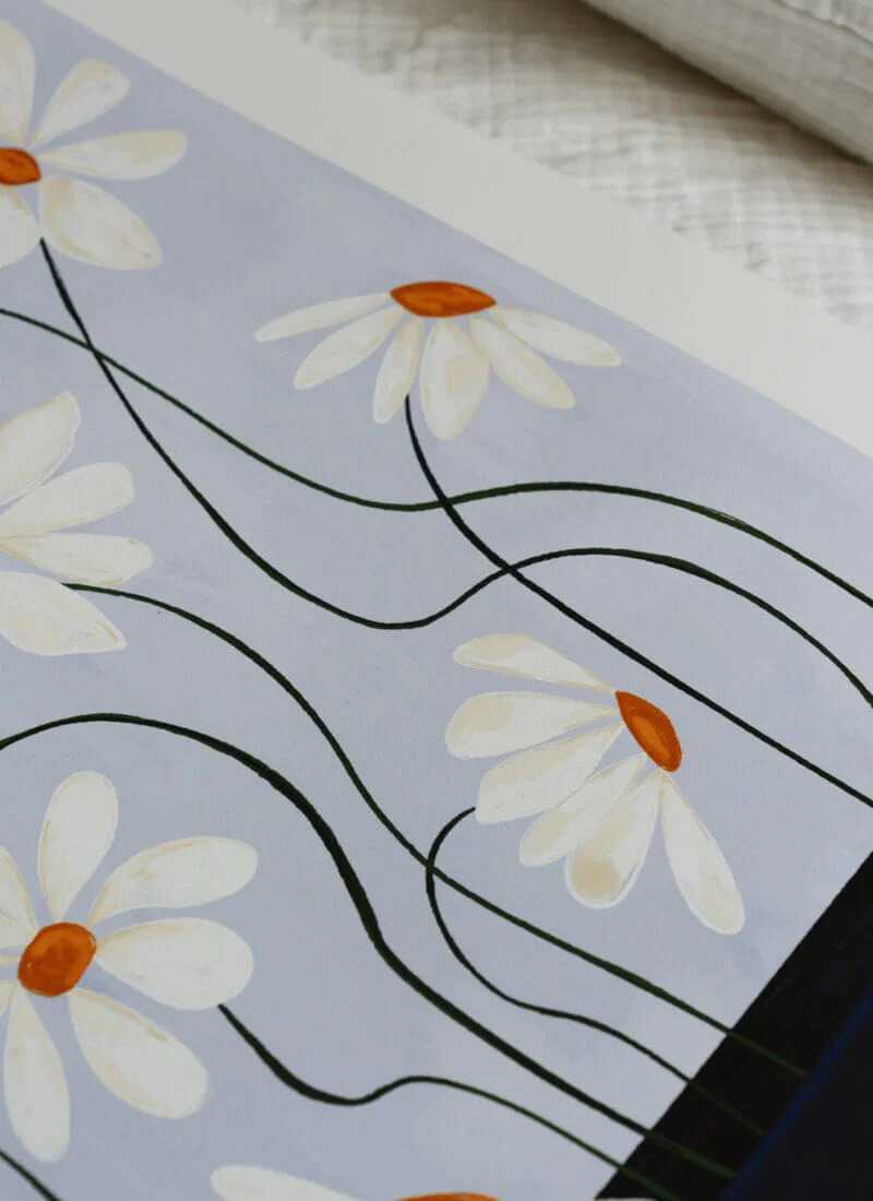 Daisies in Blue Vase - Image 2